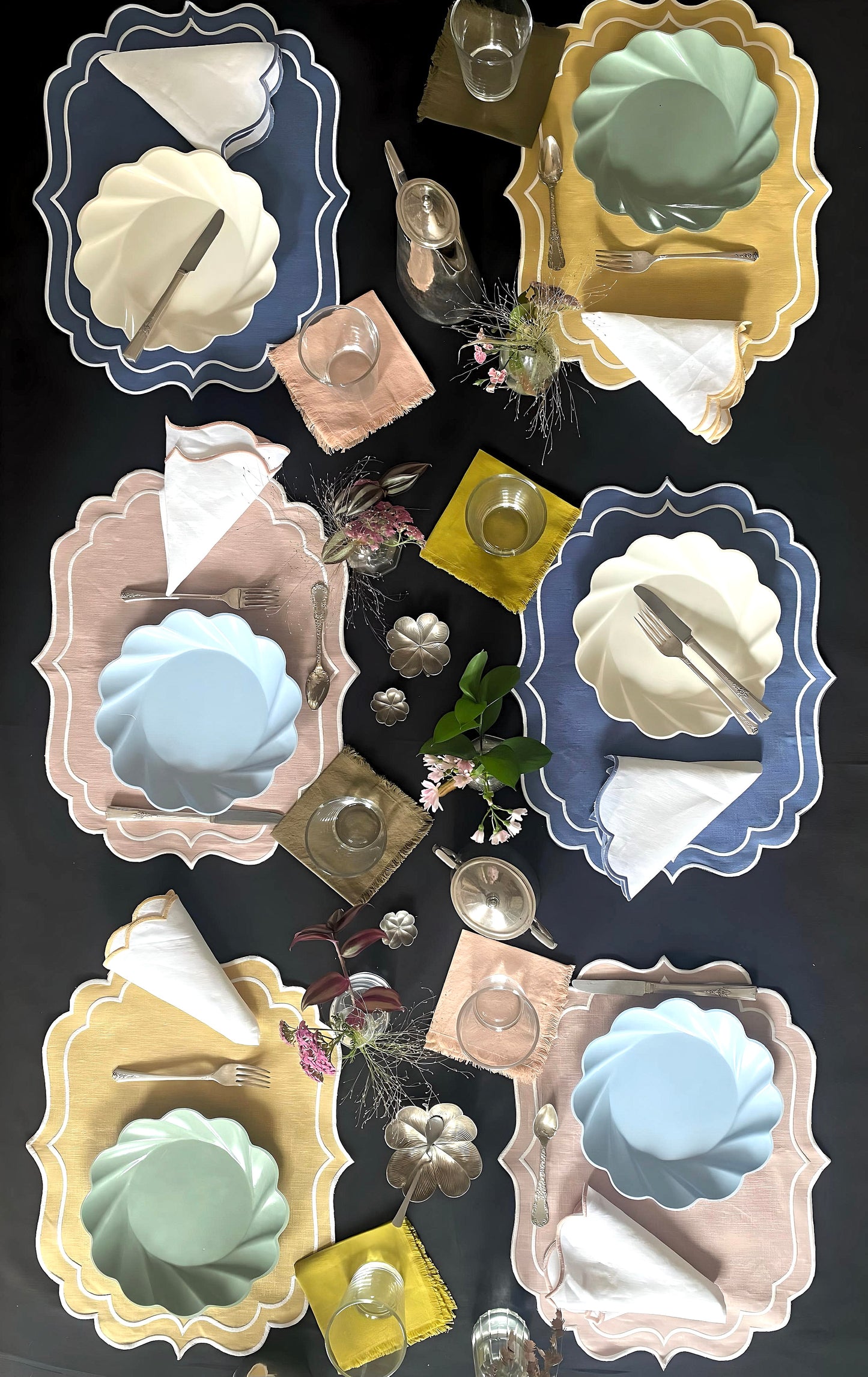 Multi Stain Resistant Scalloped Placemat - Set of 2