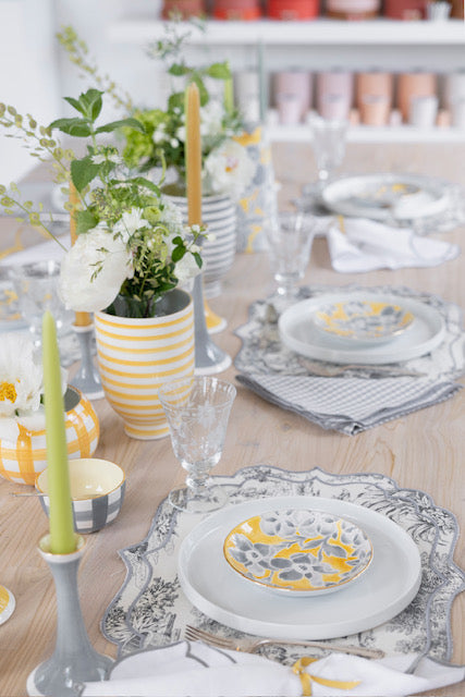 TDJ Grey Scalloped Placemat - Set of 2